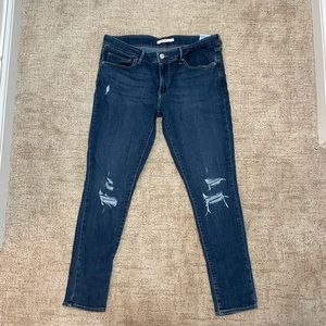 Levis 711 Skinny Jeans